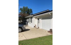895 Cloverdale Ave, Crestline, OH 44827