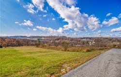 031 Oak Crest Dr, Jenner Twp, PA 15531