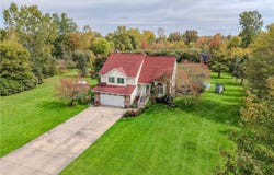 6129 Crosby Road, Lockport, NY 14094