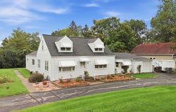 1500 S Calhoun Rd, New Berlin, WI 53151