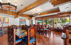 1015 Gravenstein Avenue, Sebastopol, CA 95472