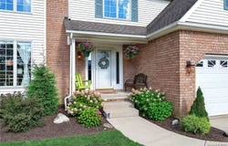 75 Michael's Walk, Lancaster, NY 14086