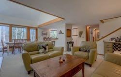 39 Pond View Road, Winhall, VT 05340