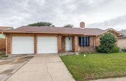 3221 Pine St, Galveston, TX 77551