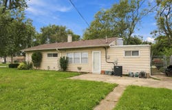 16353 Sawyer Avenue, Markham, IL 60428