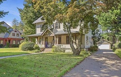 98 Bellevue Ave, Springfield, MA 01108