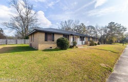 1116 West Avenue, Columbia, MS 39429