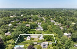 93 Buell Lane, East Hampton, NY 11937