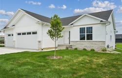 1426 Echo Ridge Ln, Marion, IA 52302