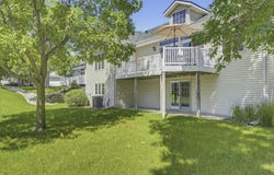 273 Cardinal Ln, Hartland, WI 53029