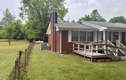 145 Indian Ln, Cherokee, AL 35616