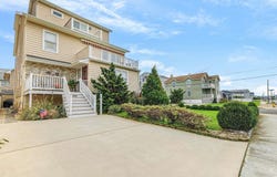 1000 E Beach Ave, Brigantine, NJ 08203