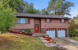 44 May Road, Huntington, WV 25704