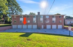 3400 Elizabeth Drive, Trenton, MI 48183