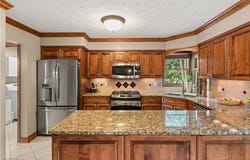 19874 Echo Drive, Strongsville, OH 44149