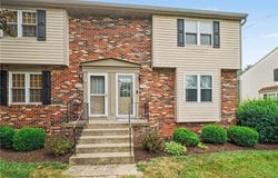 3074 E Bardonner Rd, Hampton, PA 15044