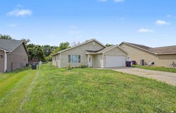 216 Kopp Drive, Manhattan, KS 66502