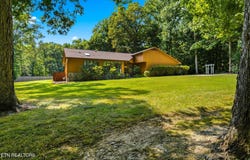 372 Fallen Oak Circle, Seymour, TN 37865