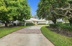 444 Glenbrook Dr, Atlantis, FL 33462