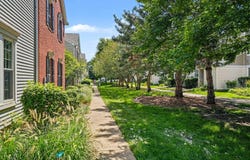 145 Springbrook Trail, Oswego, IL 60543