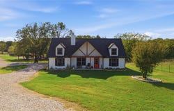 71 County Road 1266, Whitesboro, TX 76273