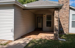 4135 E Autumn Court, Springfield, MO 65802