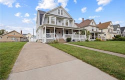1032 W 4th Street, Lorain, OH 44052