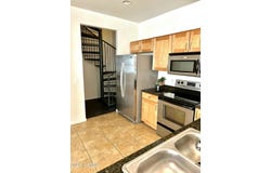 2264 E HUNTINGTON Drive, Phoenix, AZ 85040