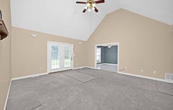 186 W Side Drive, Lebanon, KY 40033