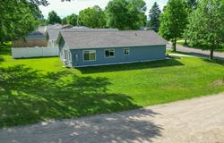 528 E St Charles Avenue, Fergus Falls, MN 56537