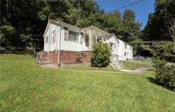 605 Charmac Drive, Charleston, WV 25302