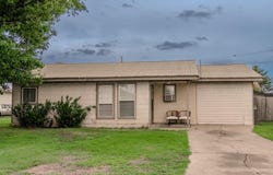 1000 S Varnon Dr, Pampa, TX 79065