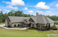 206 Highgrove Estates Drive, Monroe, GA 30655