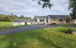 10695 S 200 W Road, Geneva, IN 46740