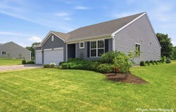 1806 Doolin Avenue, McHenry, IL 60050