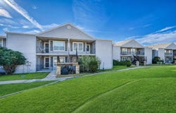 806 Highcrest #19, TX 78654