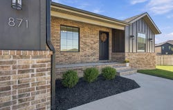 871 S Irontree Court, Nixa, MO 65714