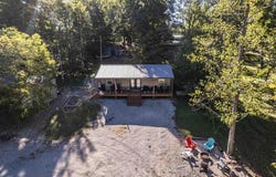 152 Comanche Dr, Falls of Rough, KY 40119