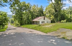 7550 Main St SW, New Amsterdam, IN 47110