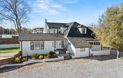 2049 S Brentwood Boulevard, Springfield, MO 65804