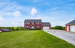 6805 Old Stagecoach Road, Frazeysburg, OH 43822