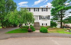44 Sable Rd, Salem, MA 01970