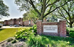 41 E JANATA Boulevard, Lombard, IL 60148