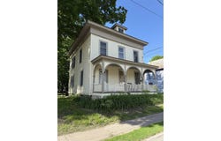9 Washington St, Potsdam, NY 13676