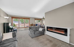 2300 Appleby Drive, Wheaton, IL 60189