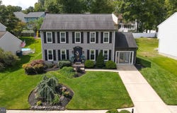 12 GLOUCESTER Court, NEWARK, DE 19702