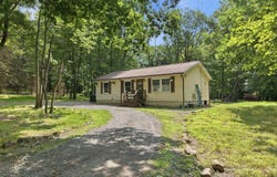 12 Highpoint Drive, Albrightsville, PA 18210