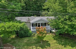 128 Prestonwood Drive, Crossville, TN 38558