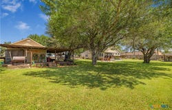 3393 E State Hwy 111, Yoakum, TX 77995