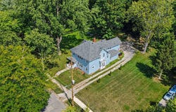 939 Maple Avenue, Jackson, MI 49203